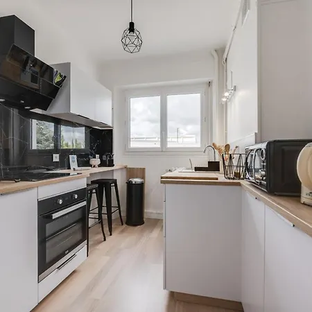 Ferienwohnung Le Parmelan - Beautiful T2 With Balcony For Up To 4 People Annecy Exterior foto