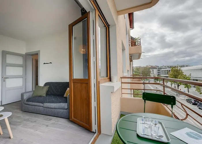 Le Parmelan - Beautiful T2 With Balcony For Up To 4 People